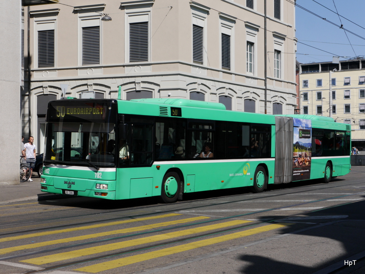 BVB - MAN  Nr.782  BS  3282 unterwegs auf der Linie 50 vor dem Bahnhof Basel SBB am 11.07.2015