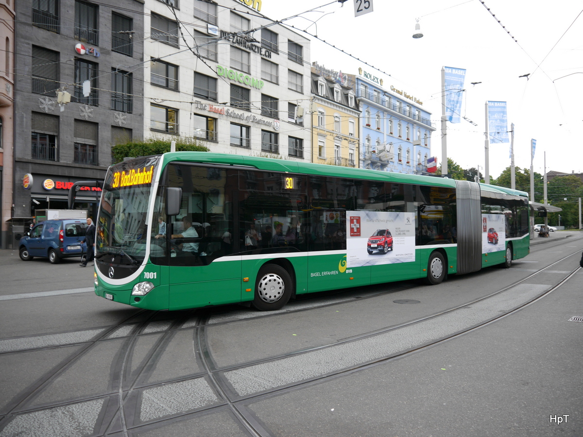 BVB - Mercedes Citaro Nr. 7001 BS 99301 unterwegs auf der Linie 30 in der Stadt Basel am 15.09.2016