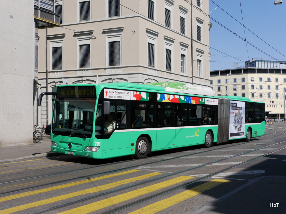 BVB - Mercedes Citaro Nr.703  BS 6662 unterwegs auf der Linie 50 vor dem Bahnhof Basel SBB am 11.07.2015