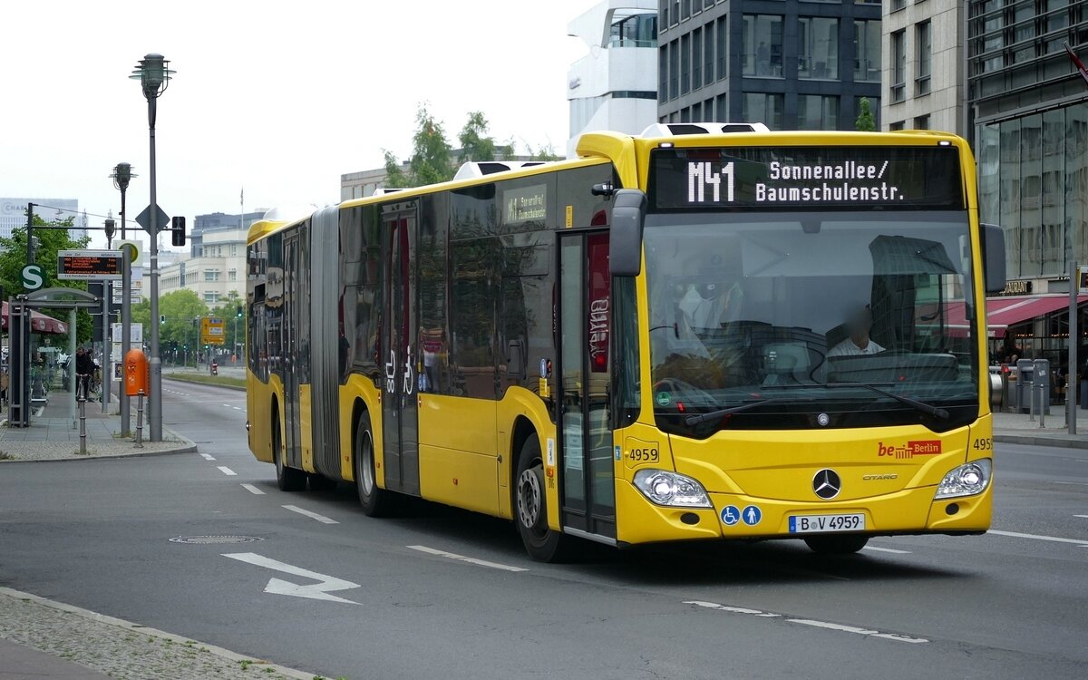 BVG Berlin - Mercedes Benz MB Citaro C2 G - Wagen 4959, auf der Linie M41, Berlin im Juni 2020.