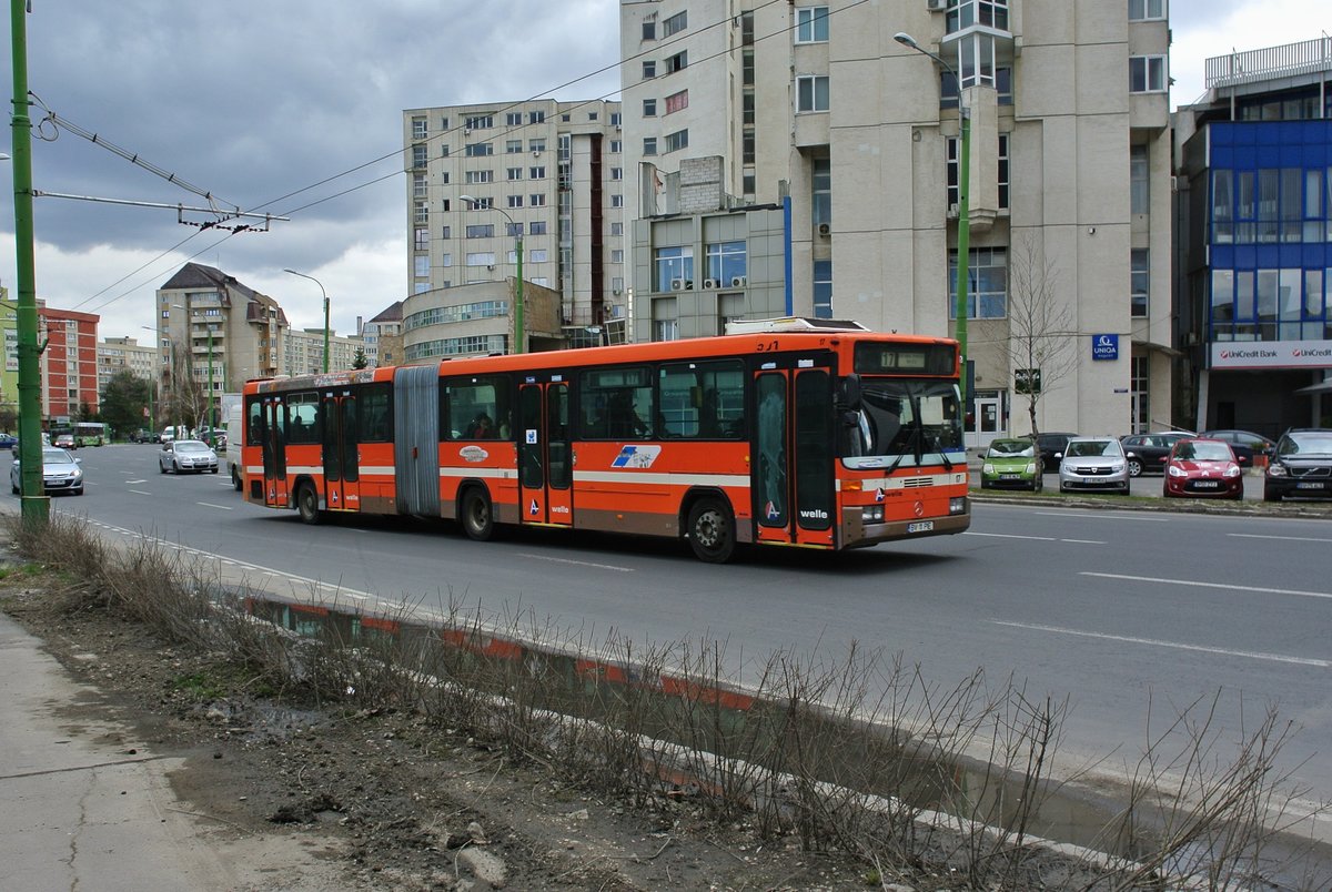 CH Busse in Rumnien: Ex. BOGG 405 G (Nr. 501/17) in Brasov, 02.04.2018.

