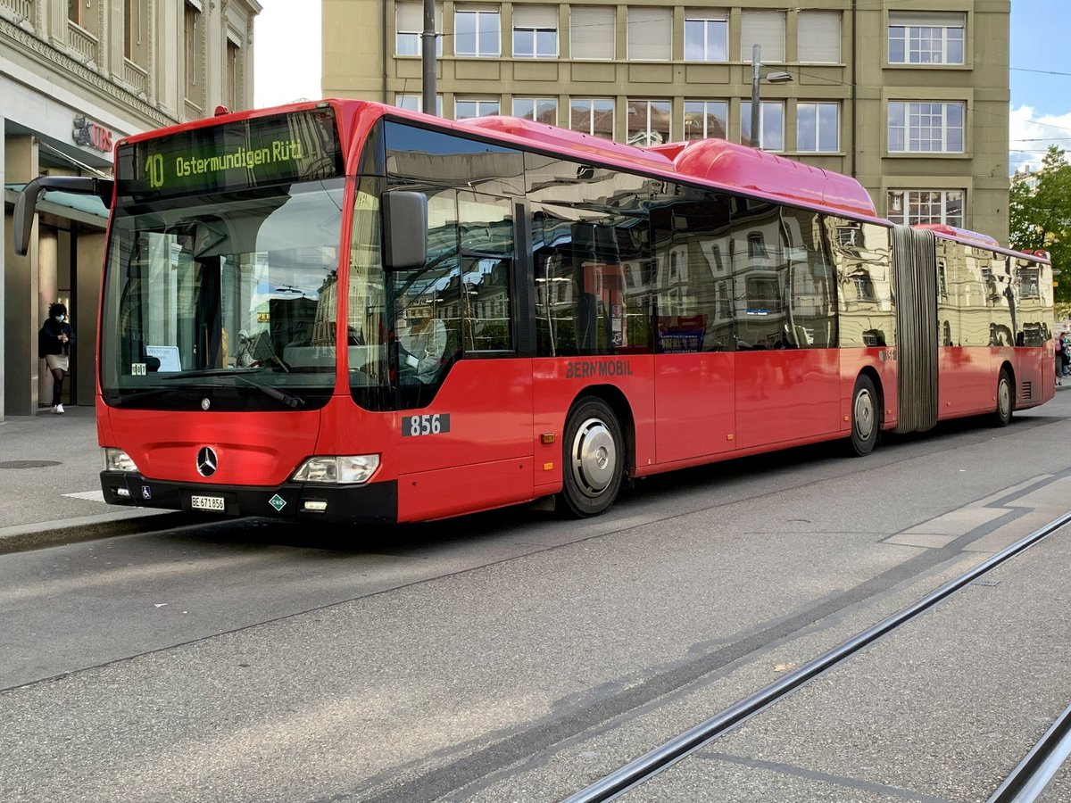 Citaro Facelift CNG 856 von Bernmobil am 12.10.20 beim Bahnhof Bern.