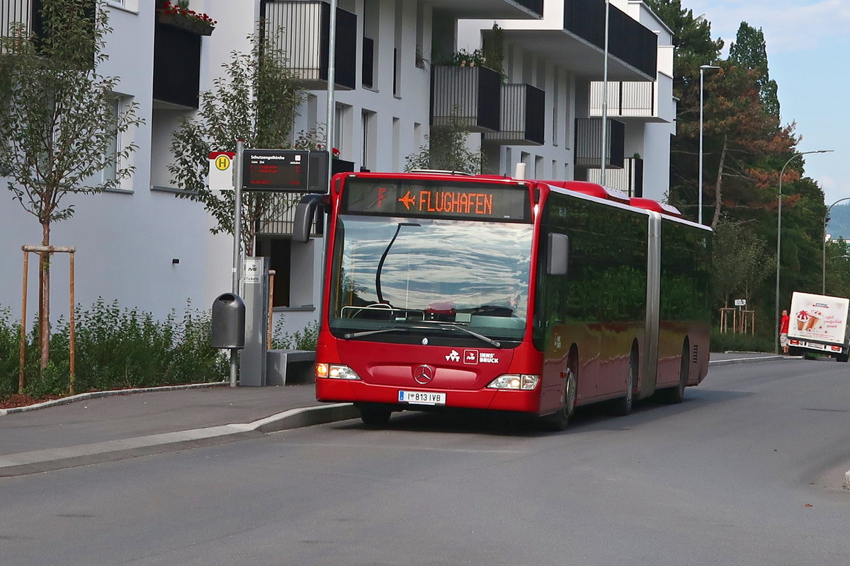 Citaro Facelift der Innsbrucker Verkehrsbetriebe an der Haltestelle Schutzengelkirche in Innsbruck. Aufgenommen 16.8.2017.