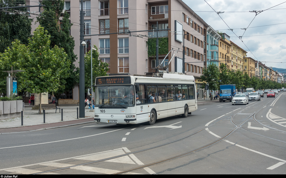 CTP 165 Agora S Trolleybus am 10. Juli 2018 am Piata Garii.