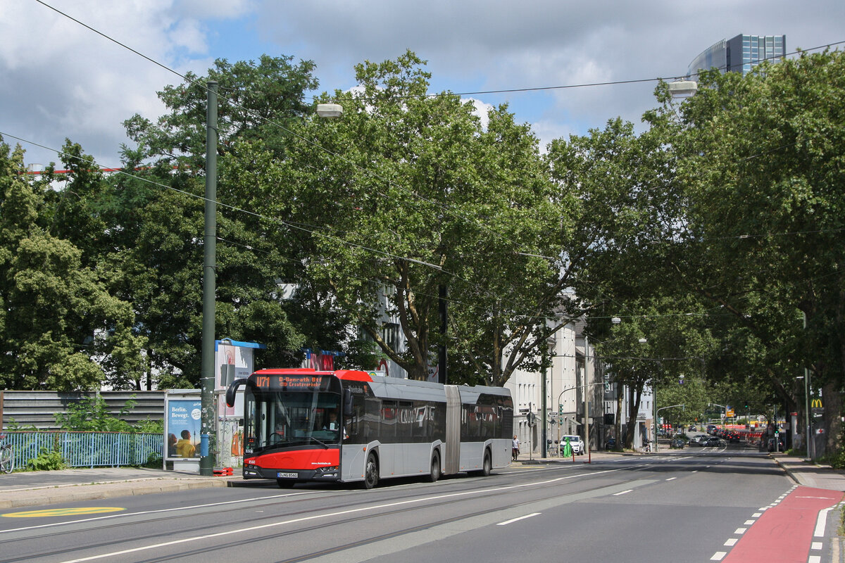 D-NU 8560, Düsseldorf-Derendorf S, 02.08.2021, SEV(U71) nach Düsseldorf-Benrath Btf