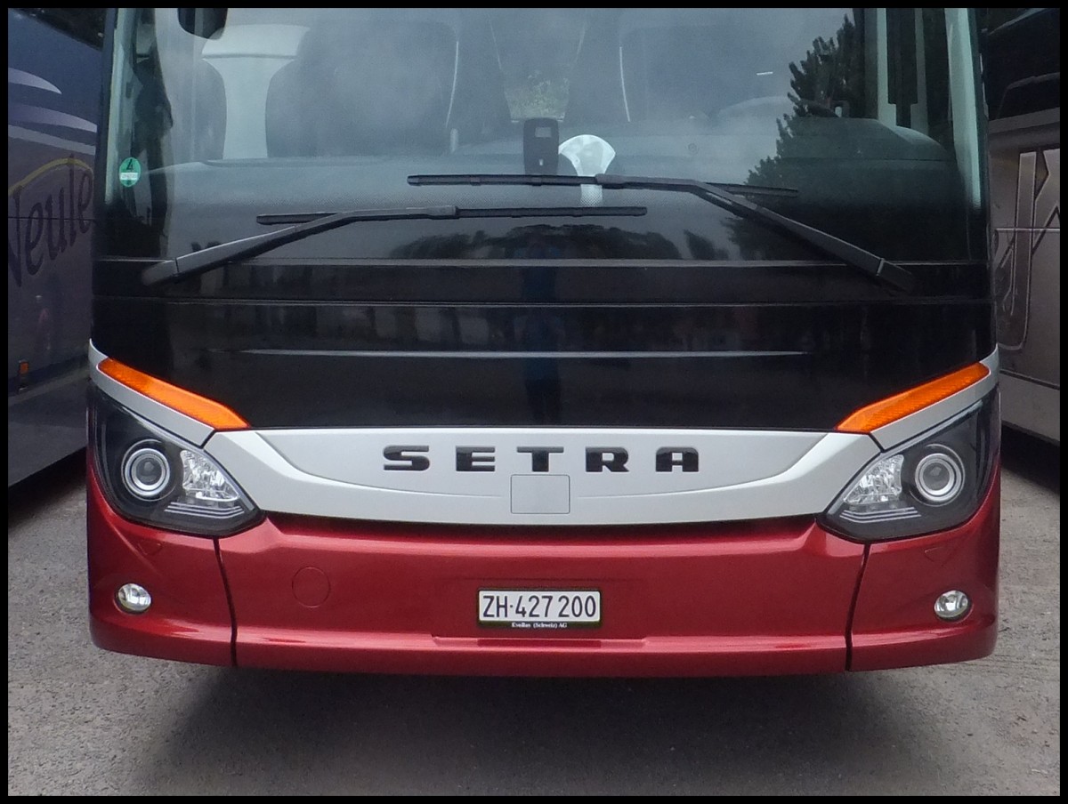 Das  Gesicht  des Setra 515 HD Vorfhrwagen aus der Schweiz in Binz am 28.06.2013 