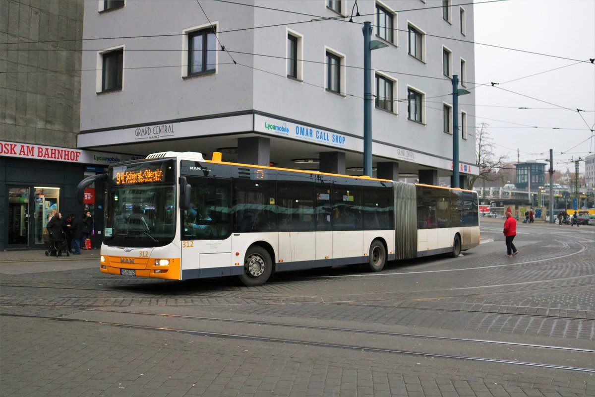 DB Regio Bus Mitte MAN Lions City G Wagen 312 am 28.12.18 in Mainz Hbf
