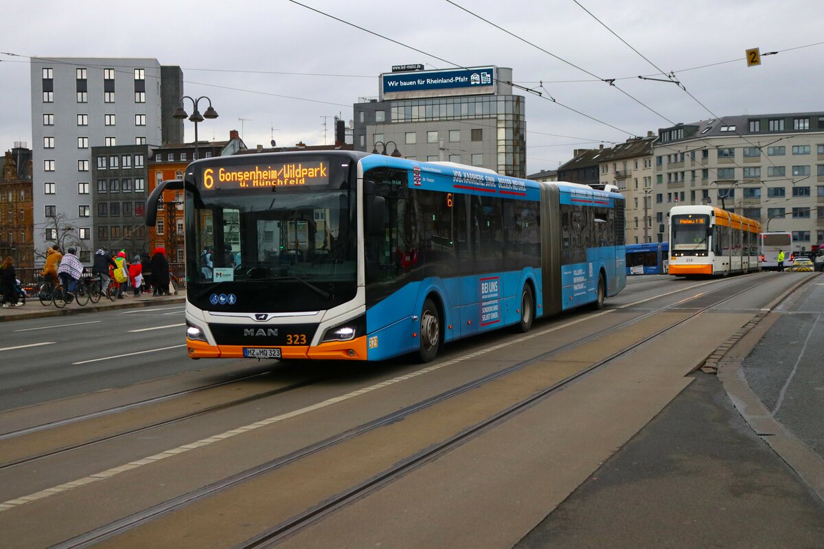 DB Regiobus Mitte MAN Lions City G Wagen 323 am 12.02.24 in Mainz Hauptbahnhof