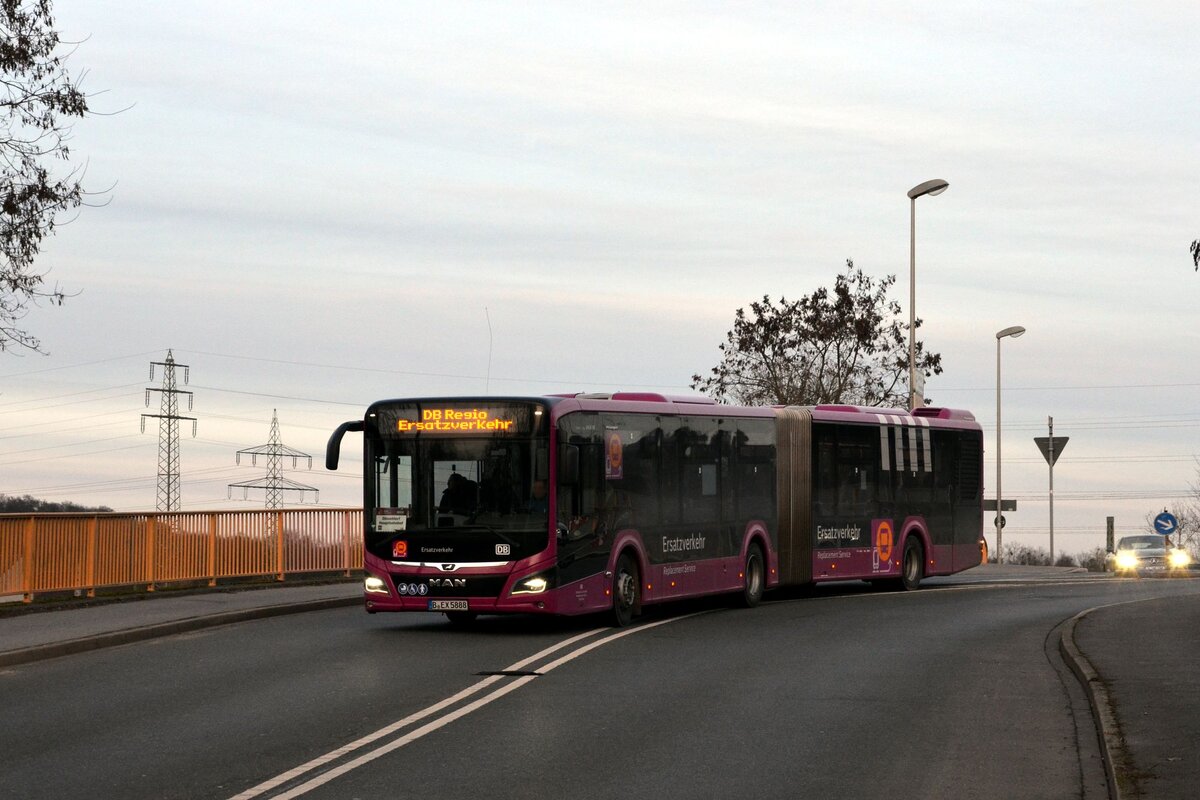 DB SEV GmbH
B-EX 5888
SEV Linie ?, Düsseldorf Hbf
Düsseldorf, Gerresheim S-Bahn
18.02.2026
