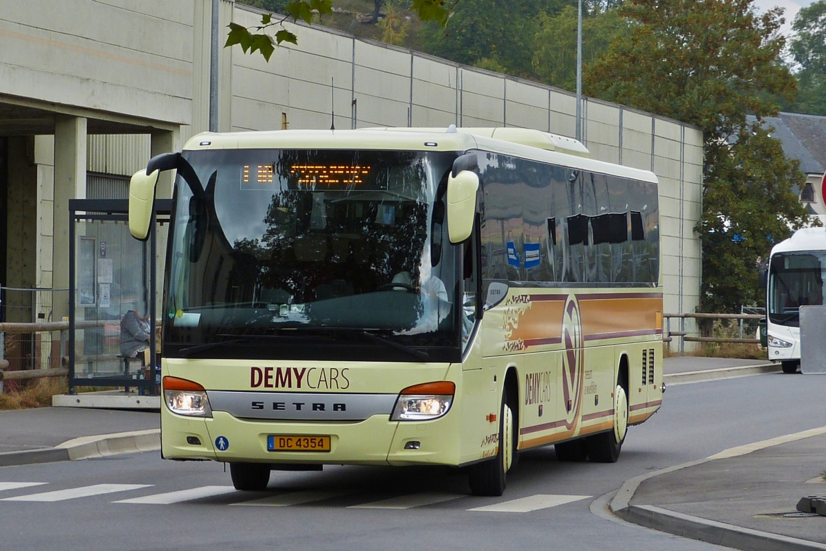 DC 4354, Setra S 416 HD von Demy Cars, ist am 04.09.2018 als SEV zwischen Luxemburg und Ettelbrück unterwegs. Aufgenommen in Ettelbrück am Bahnhof.