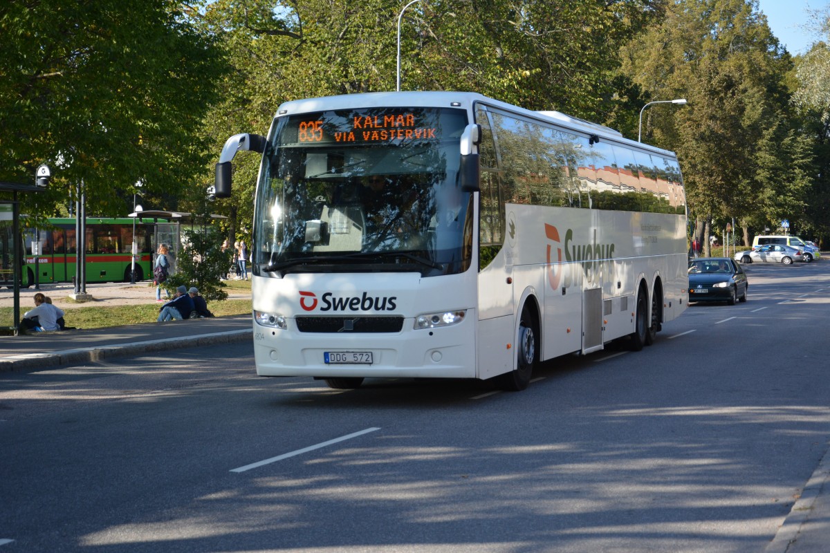 DDG 572 ist ein Volvo 9700 und auf dem Weg von Nyköping nach Kalmar. Aufgenommen am 18.09.2014.

