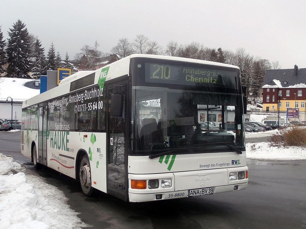 Der alteste MAN NÜ 210 auf der Linie 210 aus Kurort Oberwiesenthal nach Chemnitz. (6.2.2014)