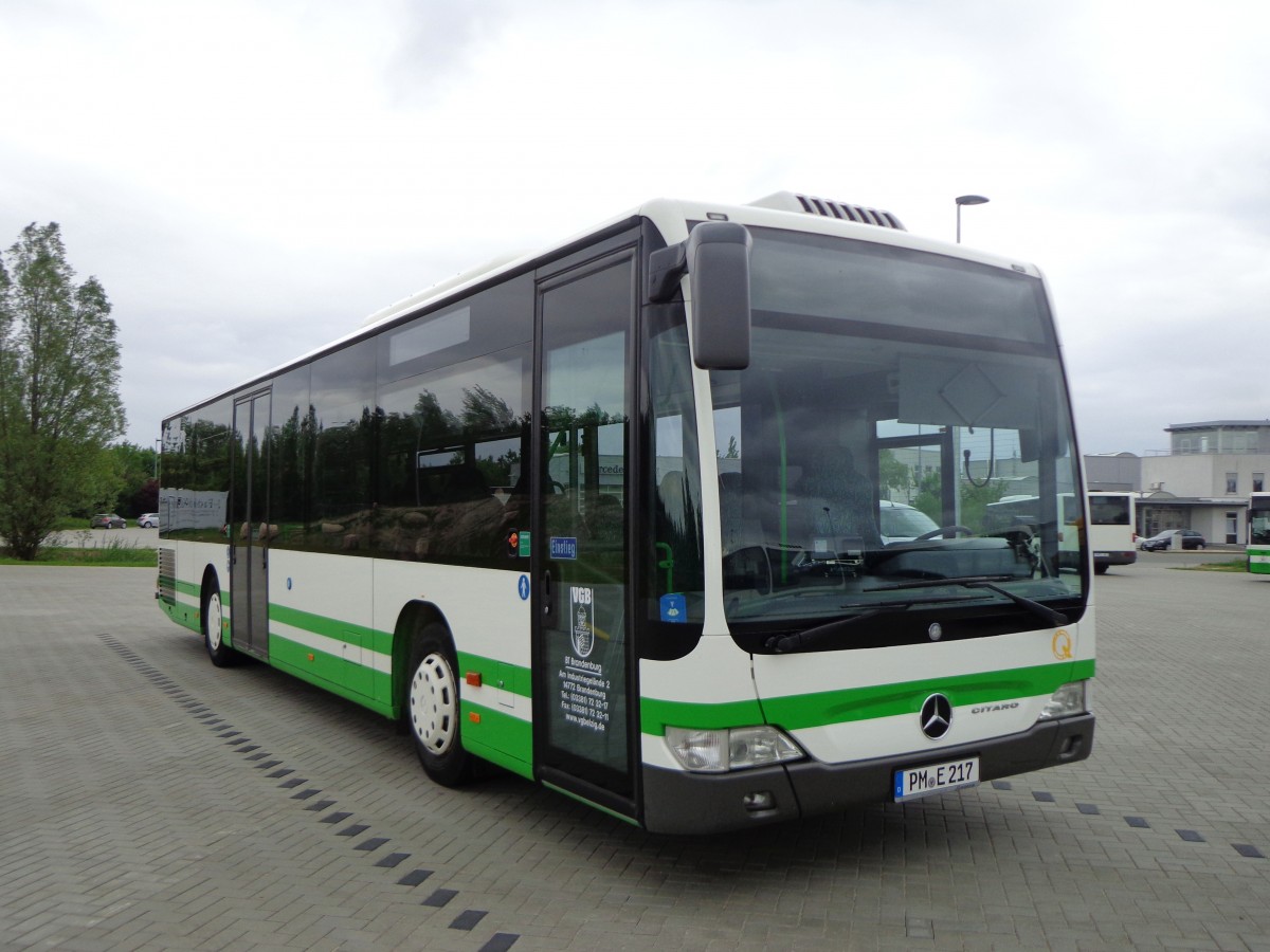 Der PM-E 217 vom Typ MB O 530 II Citaro Ü in Brandenburg bei der Friedrichshafener Str. am 14.05.14 