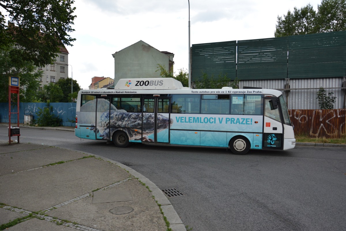 Der Zoo Shuttlebus von Prag. Aufgenommen am 16.07.2014. (4A4-6803)