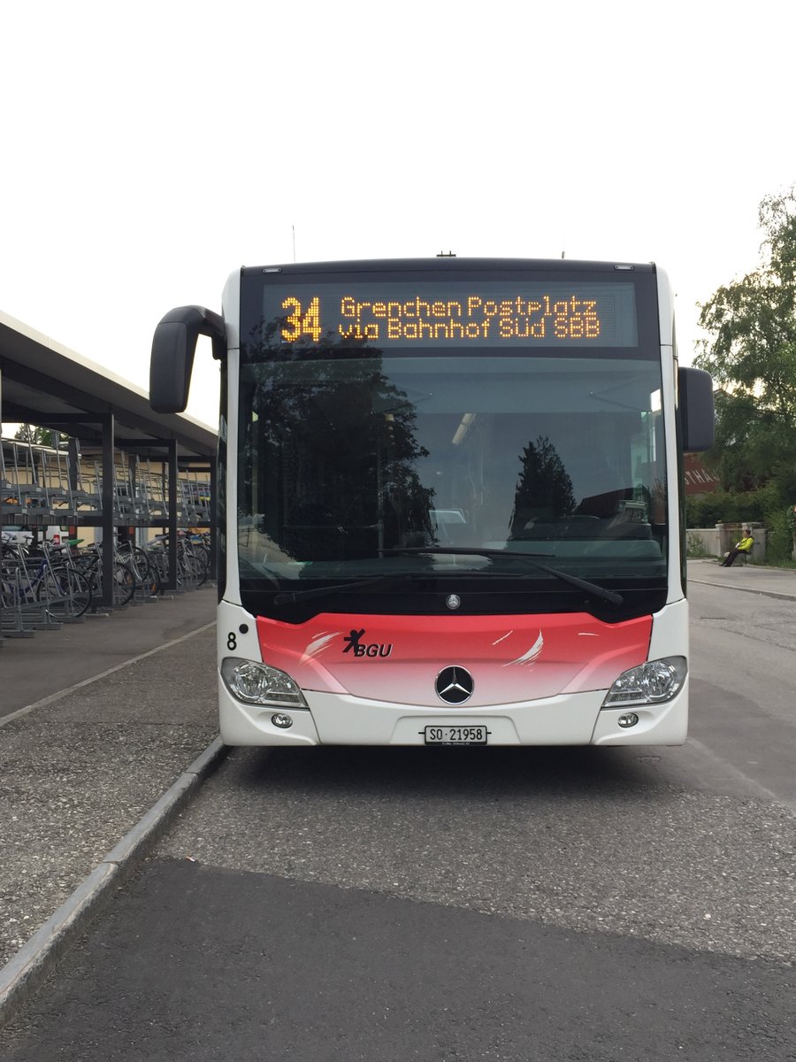 Die Front des neuen C2 G Nr. 8 am 18.5.2016 bei GrenchenSüd.