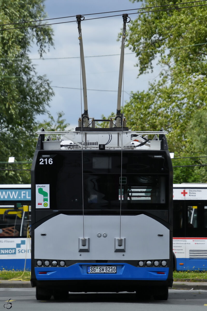 Dieser Solaris Trollino 12 IV war Anfang Juni 2024 auf dem Betriebshof der Stadtwerke Solingen anzutreffen.