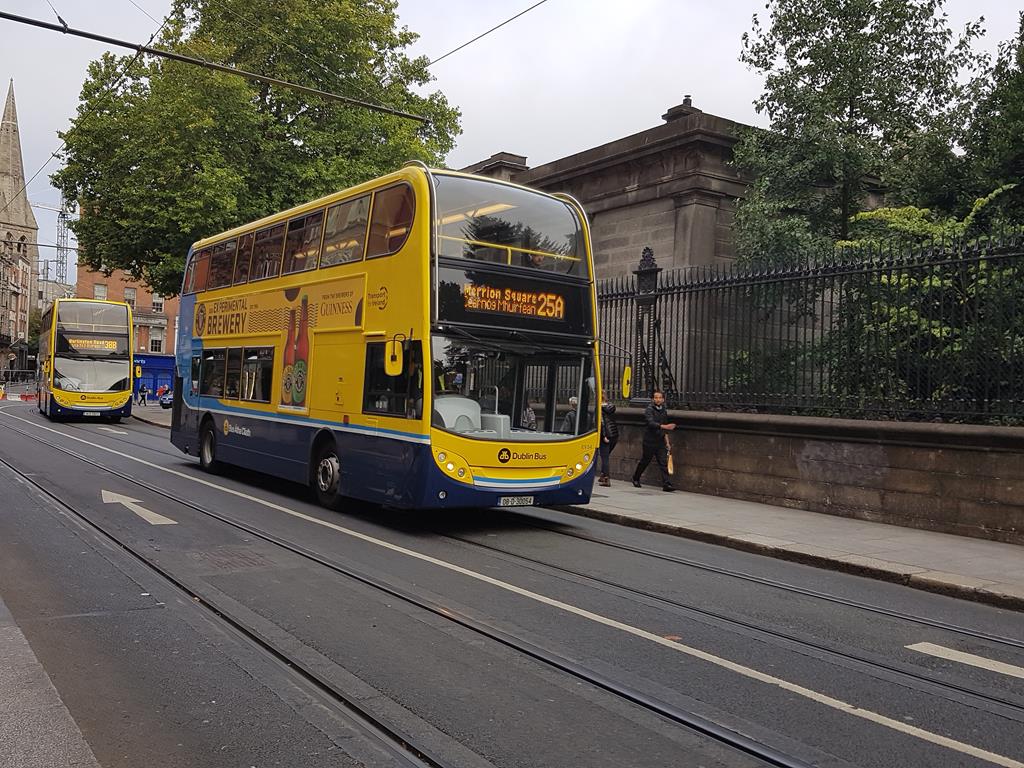 Doppeldecker Stadtbus von Dublin Bus am 26.09.2018 in der City von Dublin.