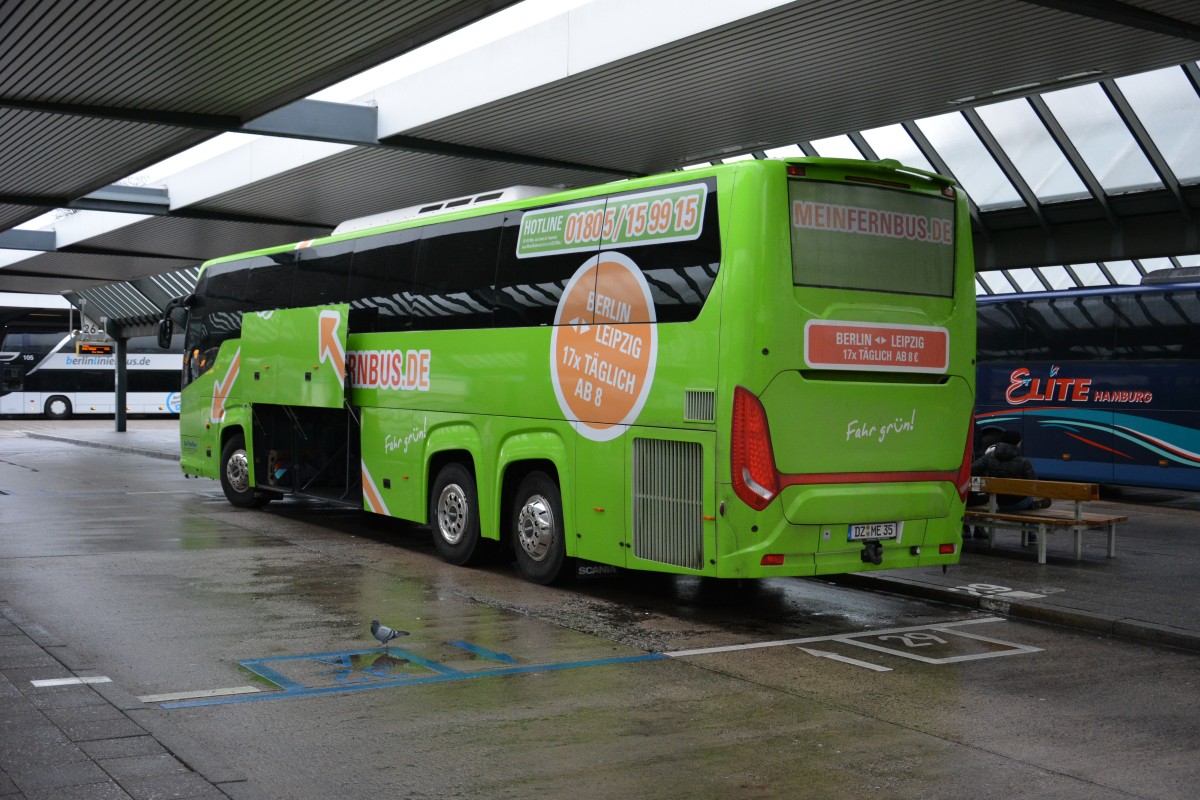 DZ-ME 35 (Scania Touring) ist am 10.01.2015 unterwegs für MEINFERNBUS.DE nach Leipzig. Aufgenommen ZOB Berlin.
