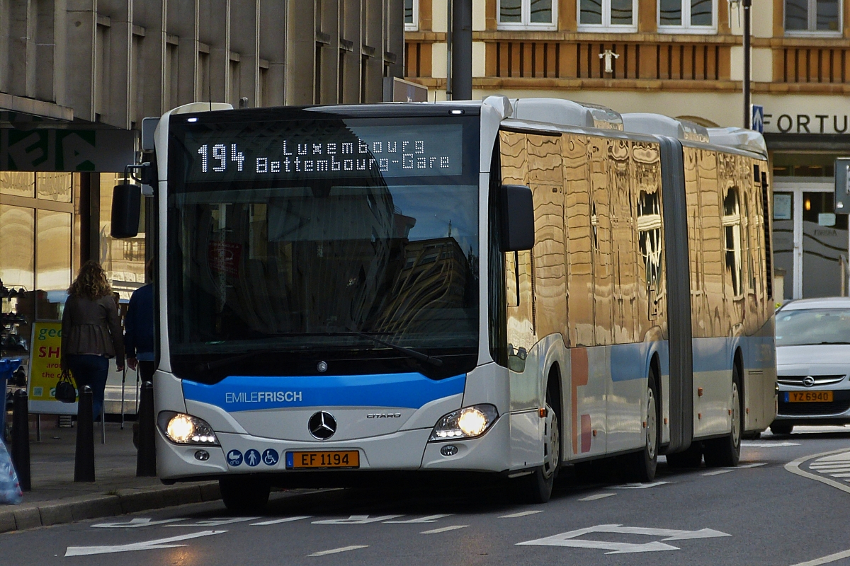 EF 1194, Mercedes Benz Citaro von Emile frisch, in den Straßen der Stadt Luxemburg unterwegs. 29.09.2020