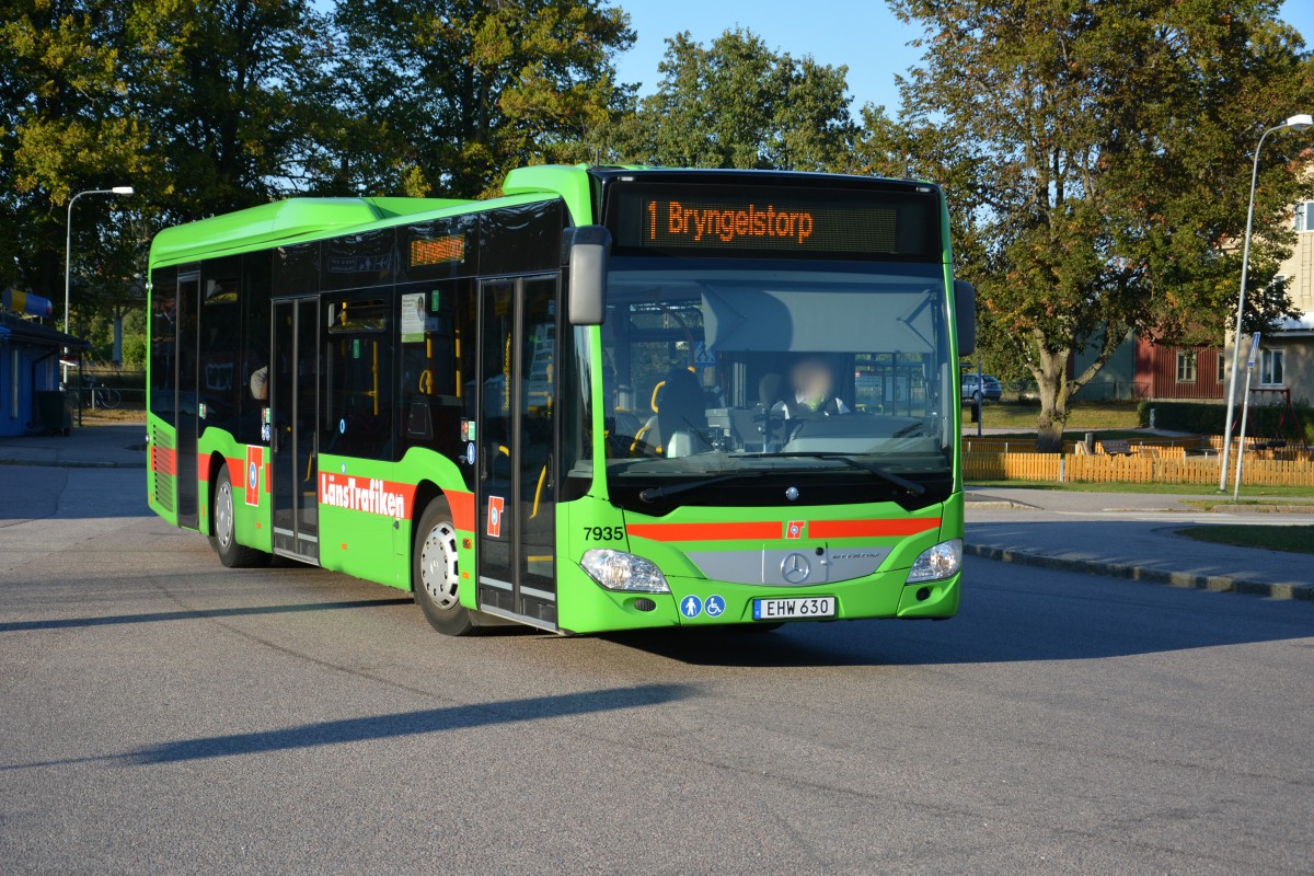 EHW 630 fährt am 07.09.2014 auf der Linie 1. Aufgenommen am Hauptbahnhof Nyköping.