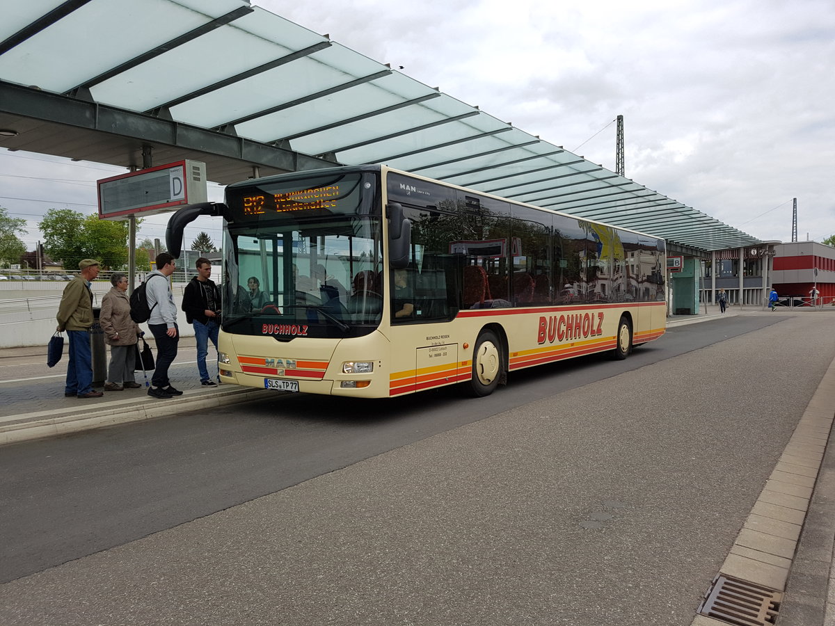 Ein Bus der Firma Buchholz im Auftrag von SaarMobil. Aufgenommen in St.wendel am 4.05.2016