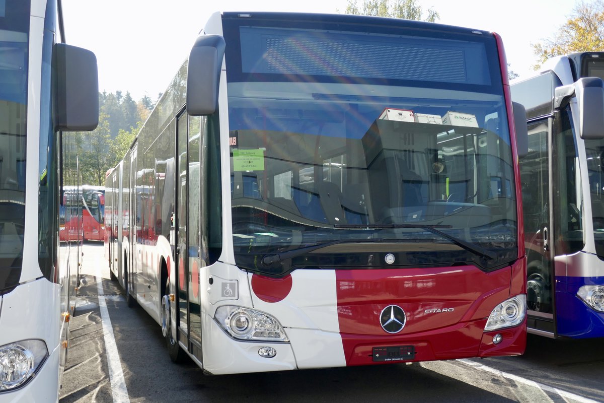 Ein ganz neuer MB C2 GÜ für die TPF am 13.10.18 hinter dem Eurobus Zentrum in Bassersdorf abgestellt.