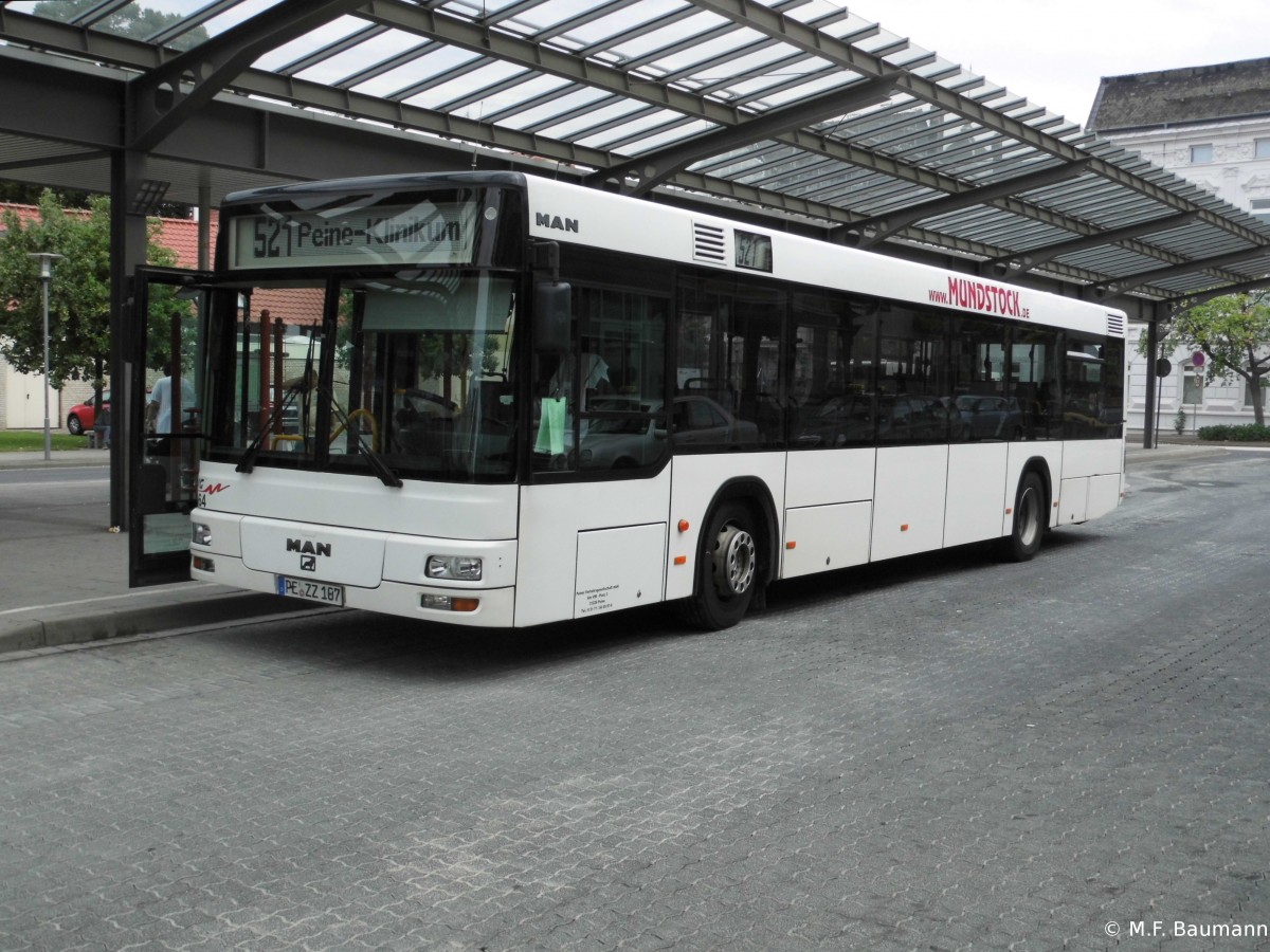 Ein MAN NL 263 der PVG, Peine ZOB am 15.08.15