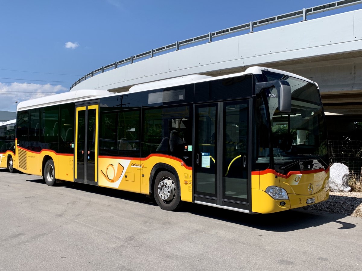 Ein MB C2 LE von PostAutp Vaud am 13.7.20 bei Interbus Kerzers.