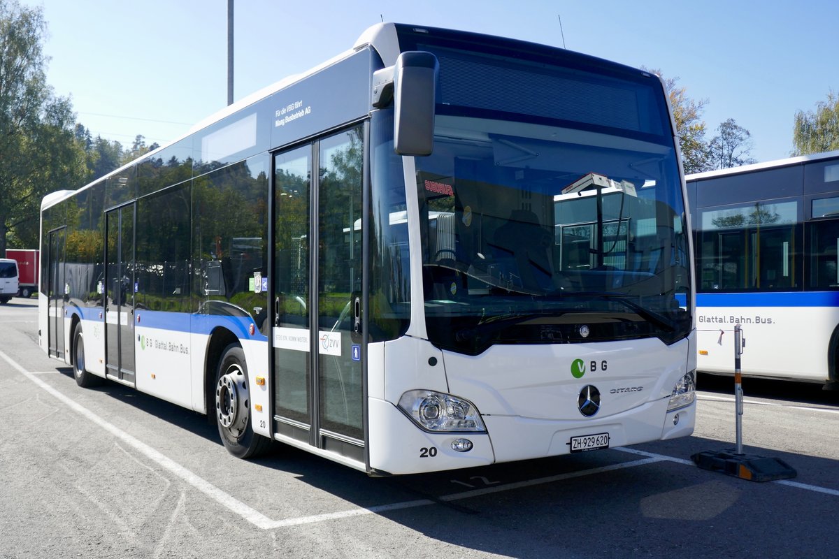 Ein MB C2 der VBG am 13.10.18 hinter dem Eurobus Zentrum in Bassersdorf abgestellt.