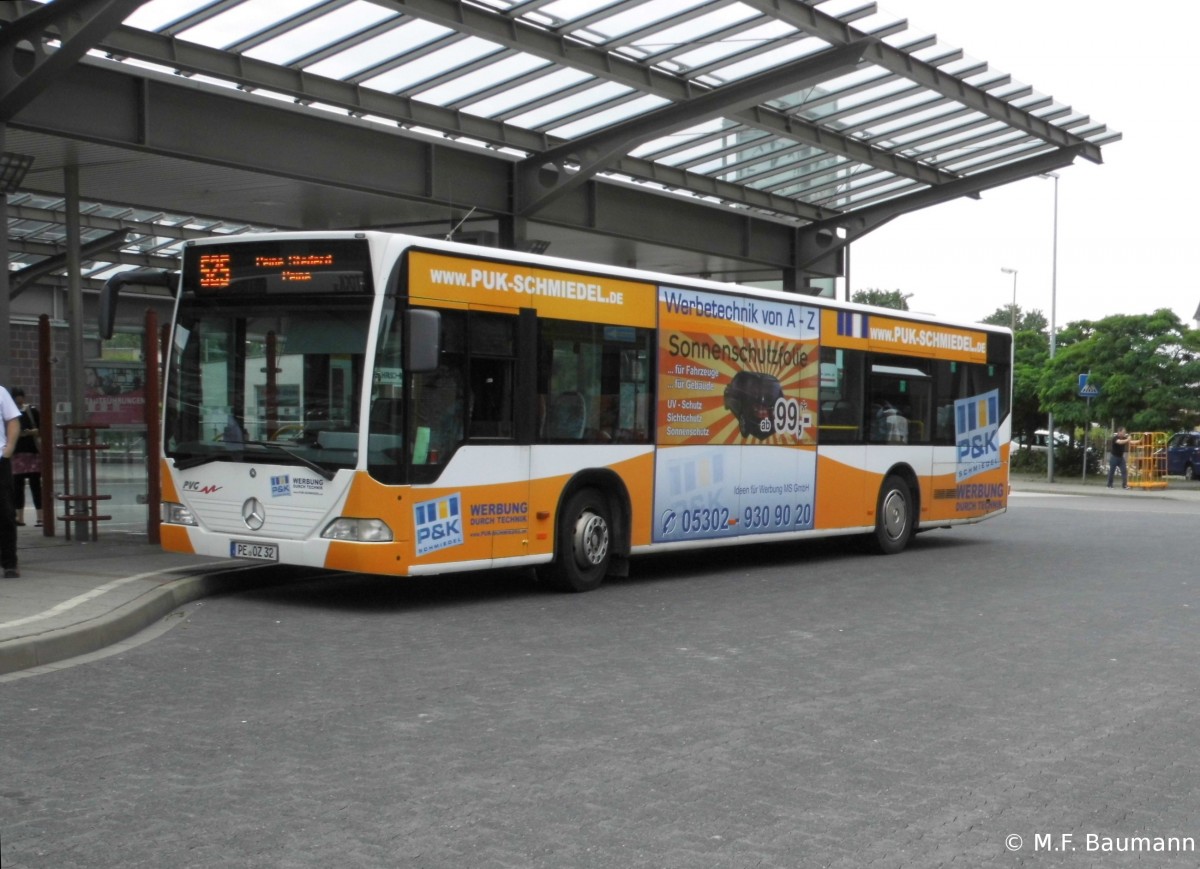 Ein MB O 530 der PVG, Peine ZOB am 15.08.15