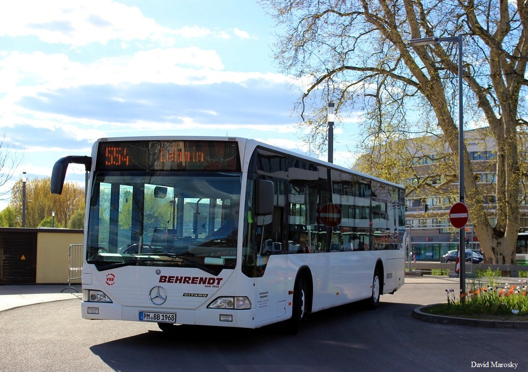 Ein Mercedes-Benz Citaro I der Firma Behrendt am 16.04.2014 am Brandenburger ZOB.