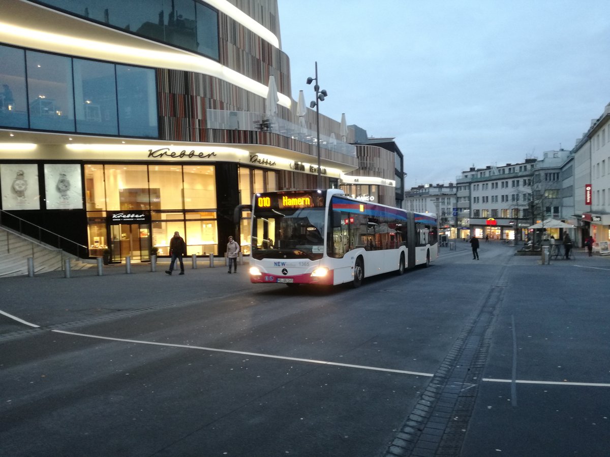 Ein Mercedes Benz O530 der 2. Generation von der 'NEW MöBus' mit der Wagennummer 1365. | Januar 2018