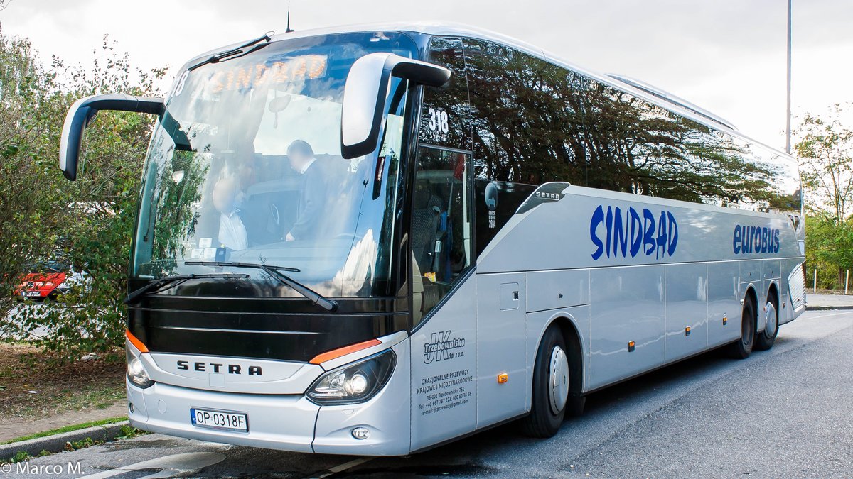 Ein Setra S519 HD im Auftrag von 'SINDBAD eurobus' mit der Wagennummer 318 am Krefelder Hauptbahnhof (Süd). | September 2018