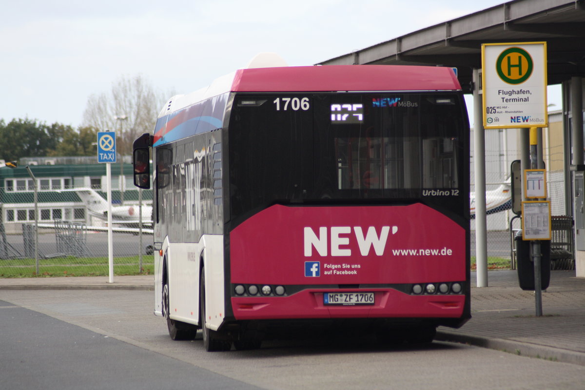 Ein Solaris Urbino 12 der 4. Generation von der NEW'MöBus mit der Wagennummer 1706 am Mönchengladbacher Flughafen. | Oktober 2017