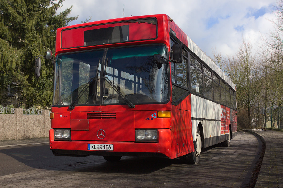 Einer der ältesten Fahrzeuge von Schary-Reisen ist dieser O405 ehemals Reisedienst Lücke. 
Seit etwa 2 Jahren dürfte dieser auch mit einem H-Kennzeichen durch die Gegend fahren. 

Hier stand das Fahrzeug im Februar 2018 in Otterberg. 