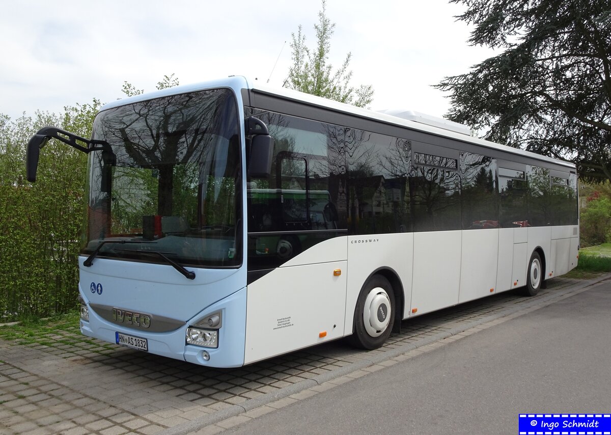 Ernesti Bustouristik aus Güglingen ~ Wagen 32 ~ HN-AS 1832 ~ Iveco Crossway LE ~ 15.04.2018 in Besigheim