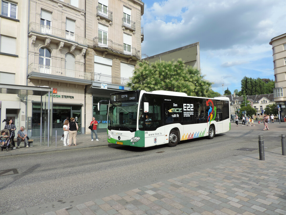 Esch sur Alzette - 30. Juli 2022 : Citaro K C2 Nr 218 auf der Linie 12 im Einsatz.
