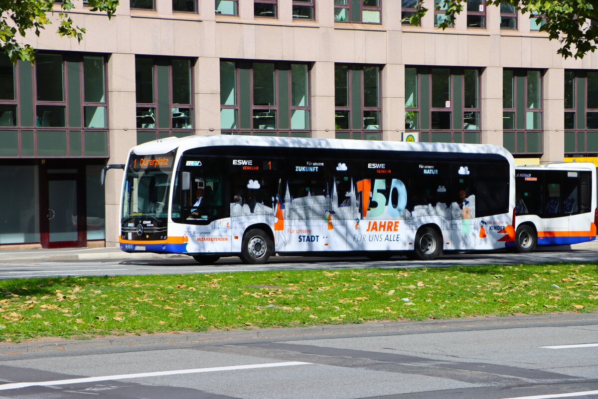 ESWE Verkehr Mercedes Benz eCitaro Wagen 205 am 07.09.25 in Wiesbaden