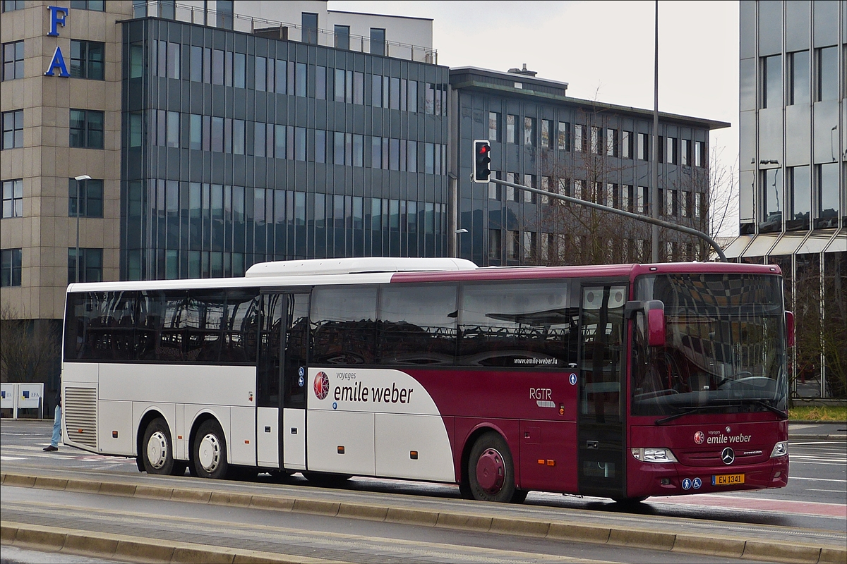 EW 1341, Mercedes Benz Integro, von Voyages Emile Weber, gesehen am Hbf in Luxemburg,  11.03.2018