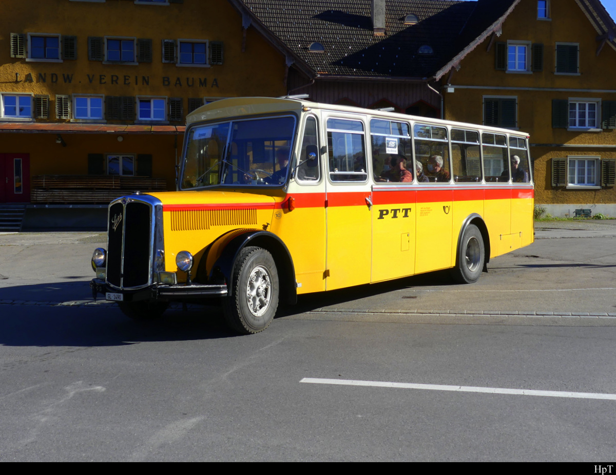 ex PTT - Saurer R+J L4C  GL  1490 unterwegs in Bauma am 23.10.2021