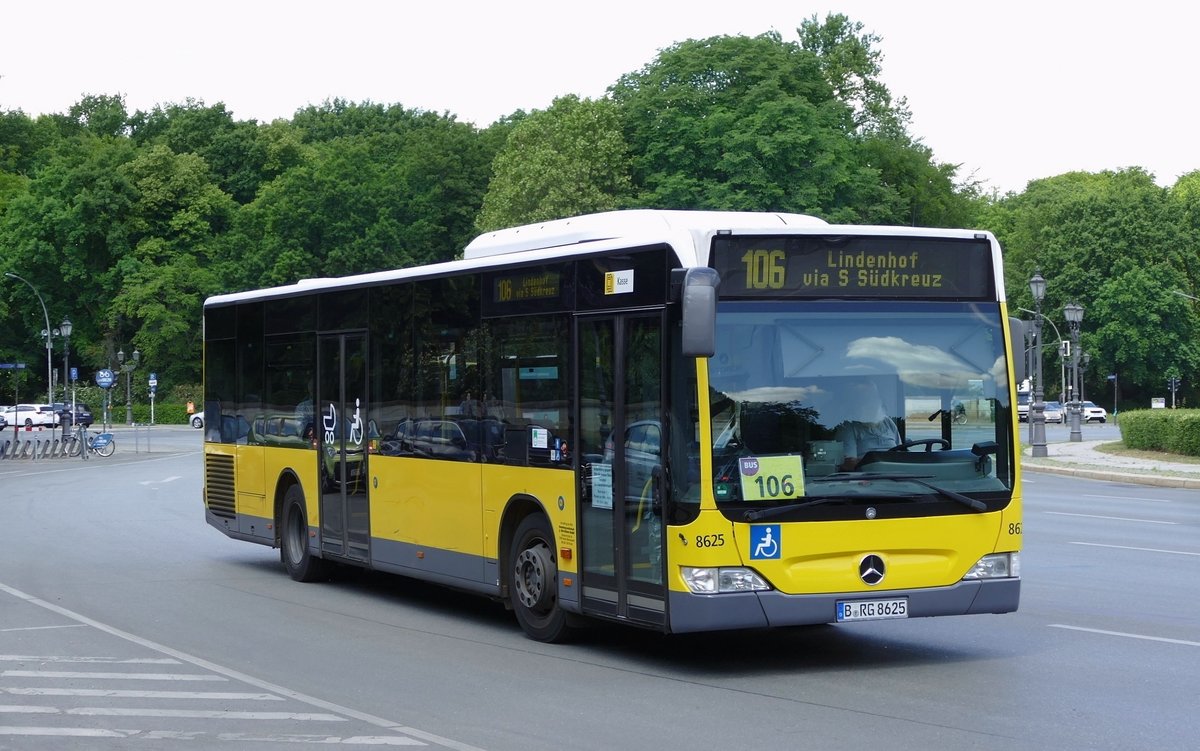 Fa. J.Hartmann Busbetrieb GmbH, 'Der Südender', als BVG Sub. unterwegs auf der Linie 106, mit dem Mercedes-Benz Citaro II (Citaro Facelift) B-RG 8625. Berlin /Großer Stern im Mai 2020.