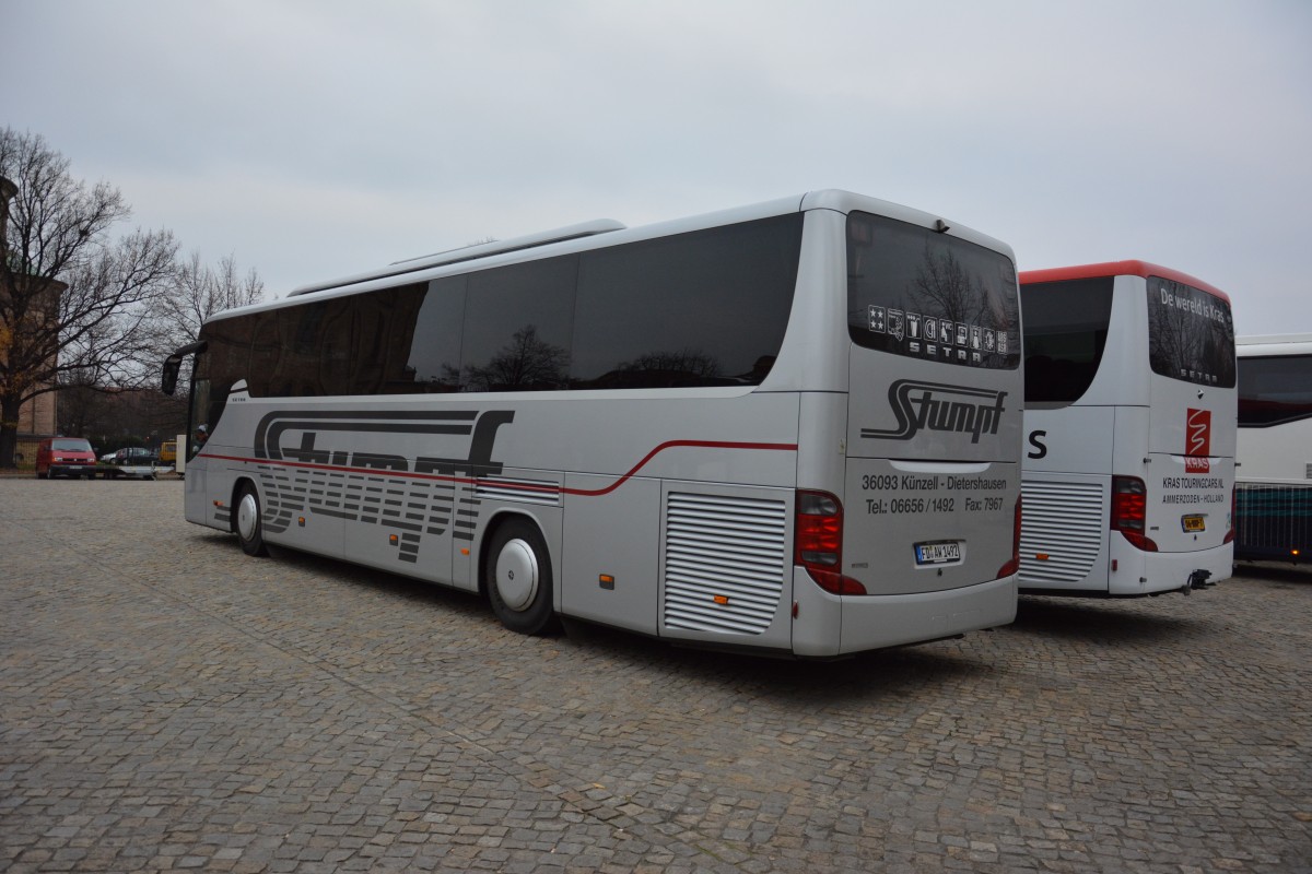 FD-AW 1492 steht am 30.11.2014 auf dem Bassinplatz in Potsdam. Aufgenommen wurde ein Setra S 415 GT-HD.
