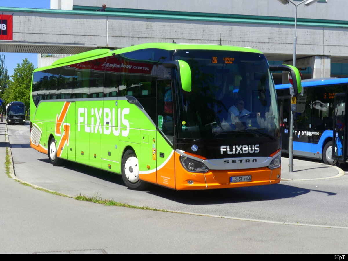 FLIXBUS - Reisebus - Setra S 516 HD unterwegs in Bregenz/A am 08.07.2022
