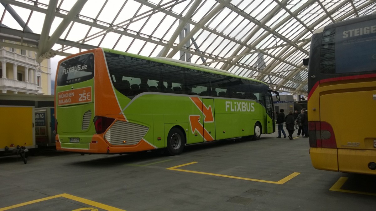 FLIXBUS-Setra 516 HD an der Postautostation in Chur am 15.2.16