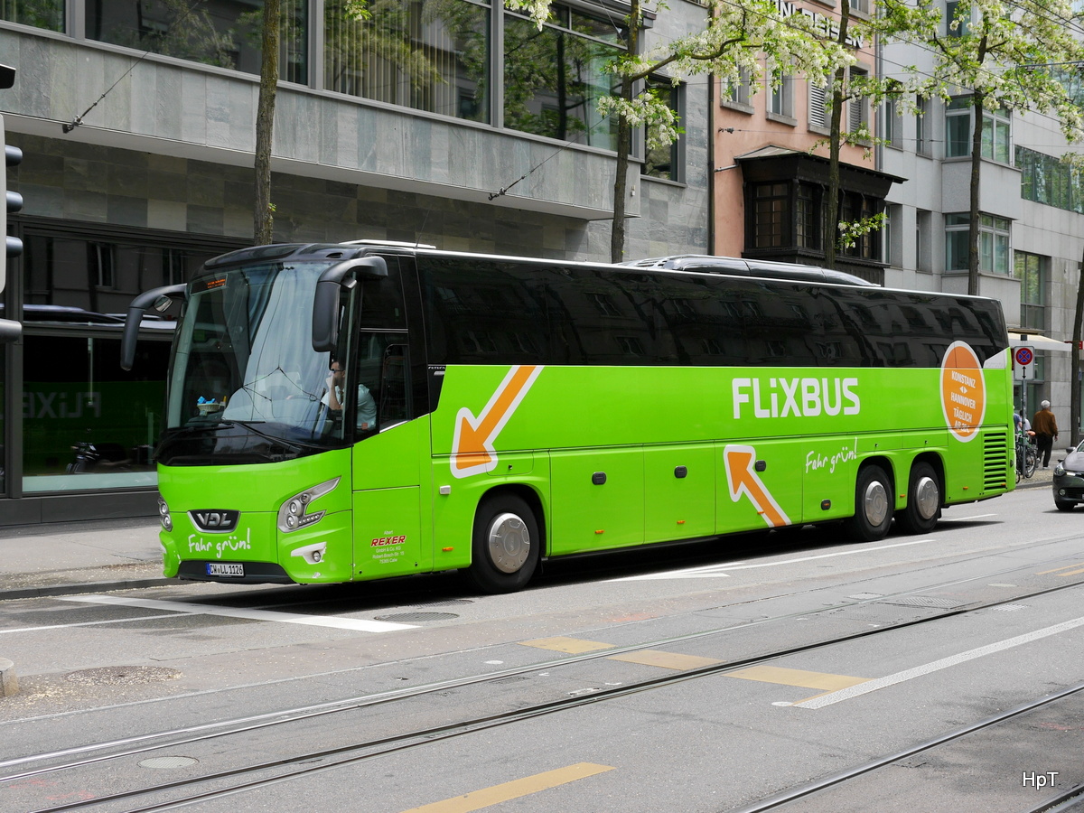 FLIXBUS - VDL FUTURA unterwegs in der Stadt Zürich am 28.05.2016