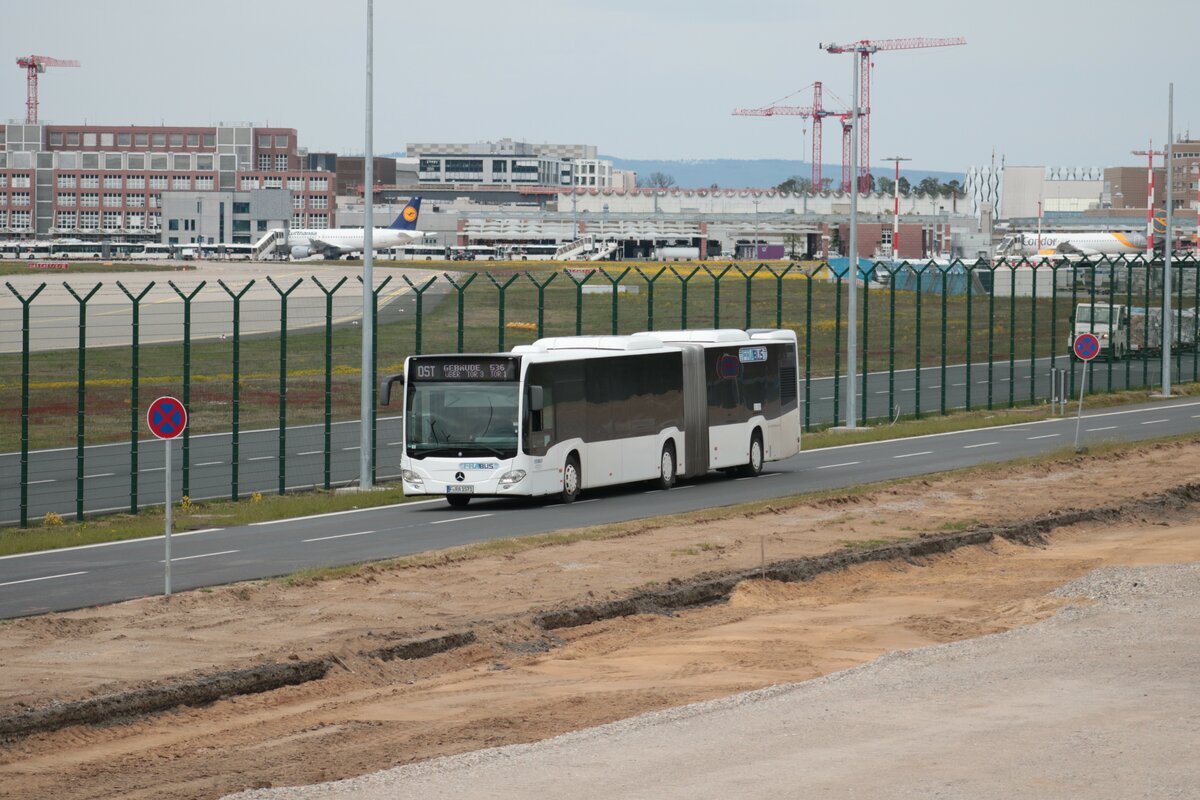 FraBus Mercedes Benz Citaro 2 G am 08.05.21 in Frankfurt am Main Flughafen von einen Spotterpunkt aus fotografiert