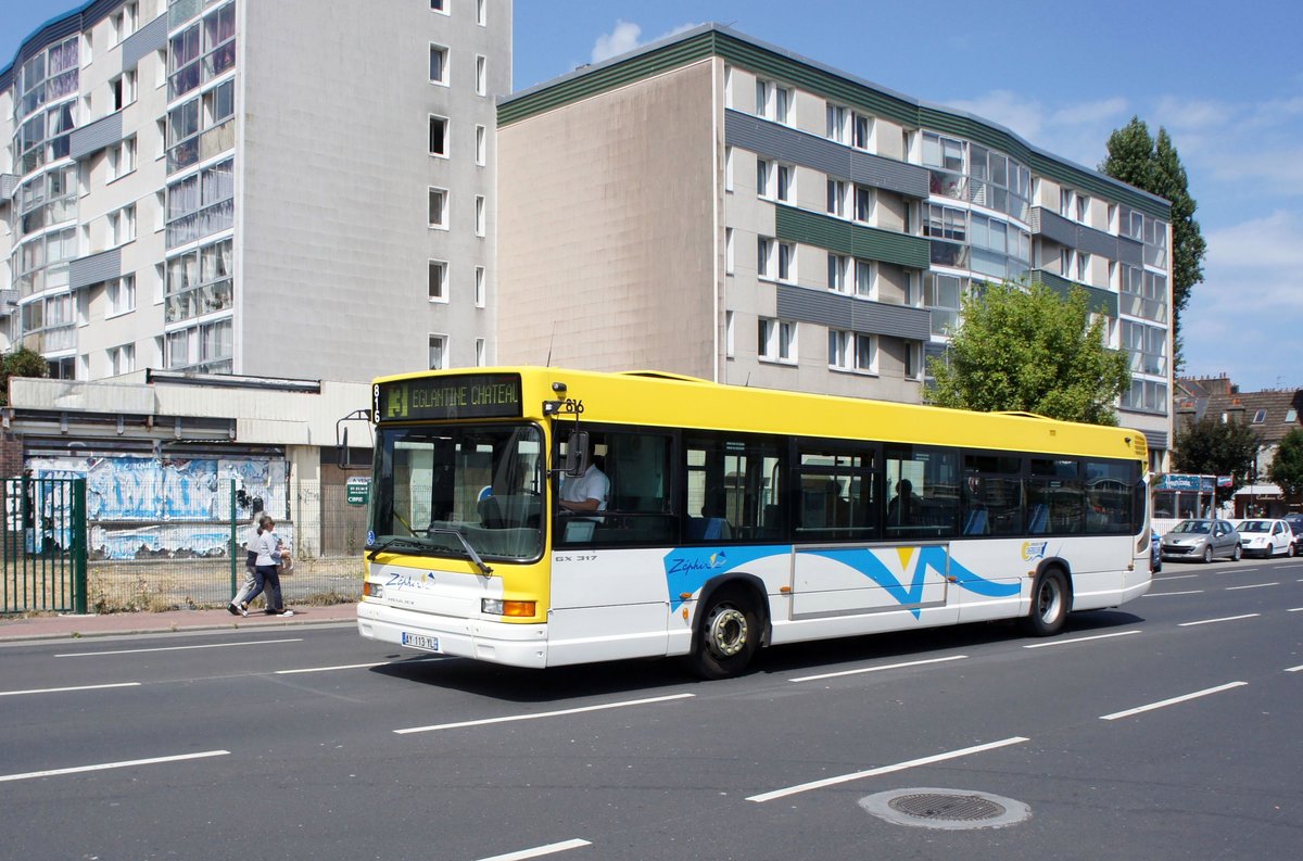 Frankreich / Région Normandie / Bus Cherbourg-en-Cotentin: Heuliez GX 317 (Wagen 816) von Zéphir Bus (Keolis Cherbourg), aufgenommen im Juli 2018 im Stadtgebiet von Cherbourg-en-Cotentin.