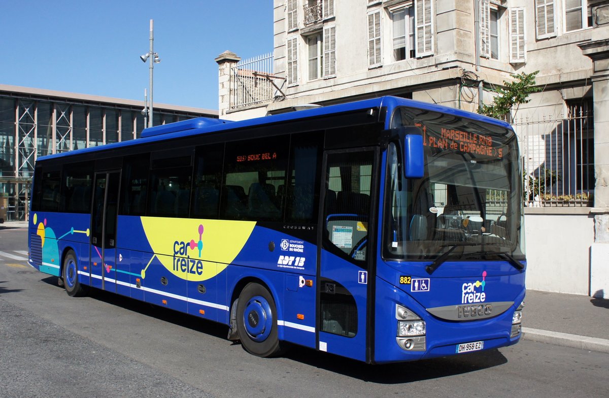 Frankreich / Région Provence-Alpes-Côte d'Azur / Bus Marseille: Iveco Crossway von Cartreize (Conseil Départemental des Bouches-du-Rhône), aufgenommen im April 2017 am Bahnhof Marseille Saint-Charles in Marseille.