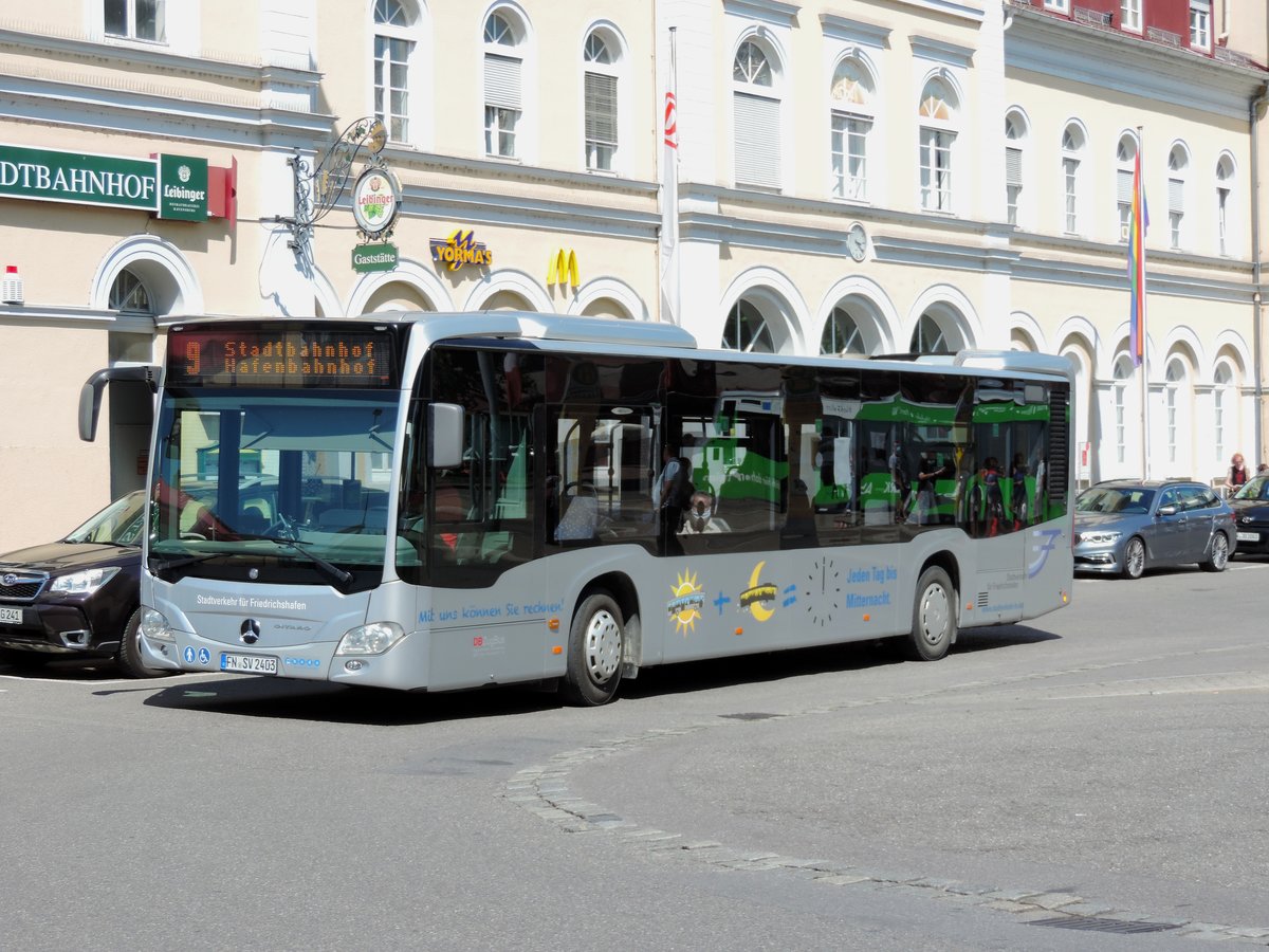 Friedrichshafen - 29. Juni 2020 : Citaro C2 Nr 2403 im Einsatz auf der Linie 9.