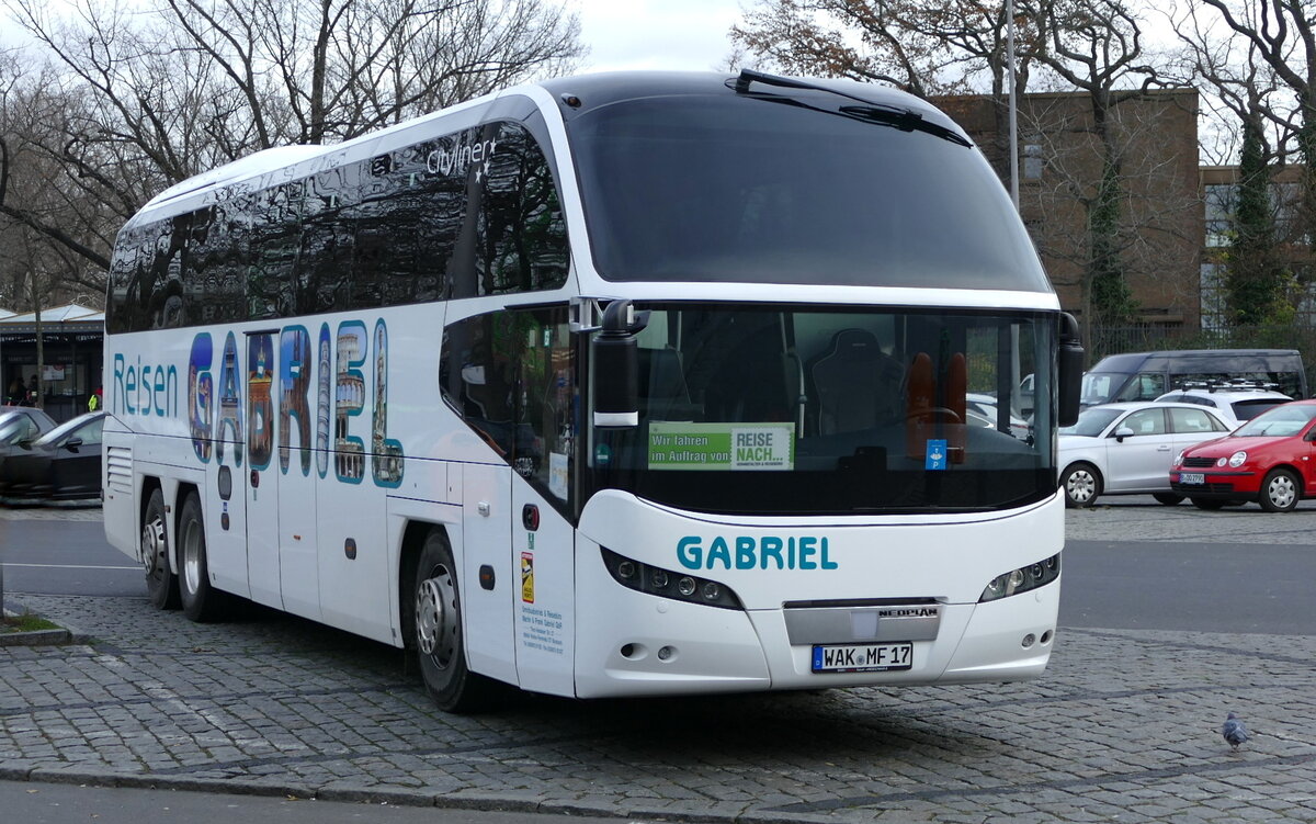 Gabriel Reisen - Neoplan Cityliner, Berlin im Dezember 2021.